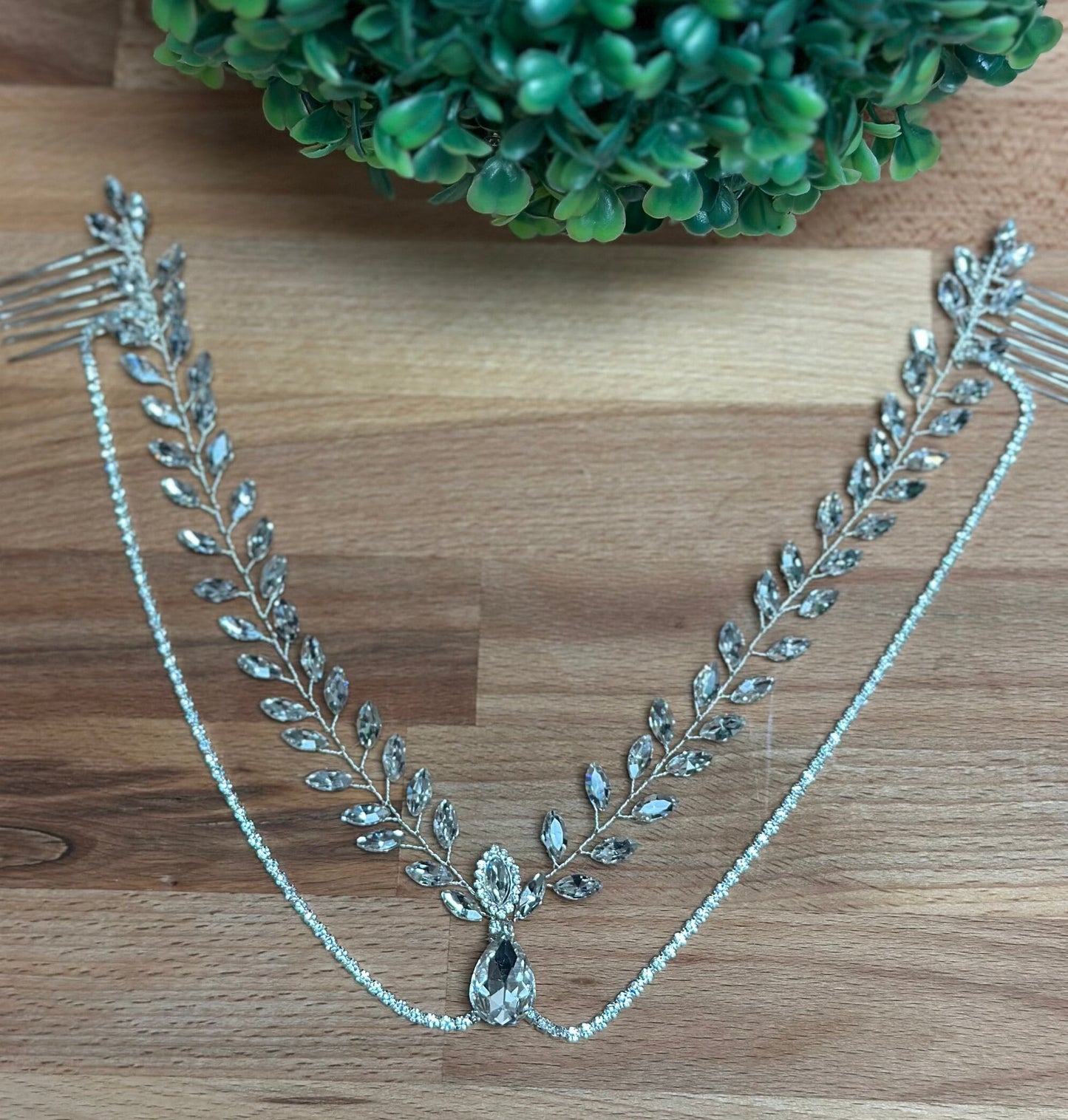 Forehead Headband Crystal Head Chain Forehead Chain Wedding Headband Forehead Tiara Crystal Bridal Hair piece Wedding Hair piece